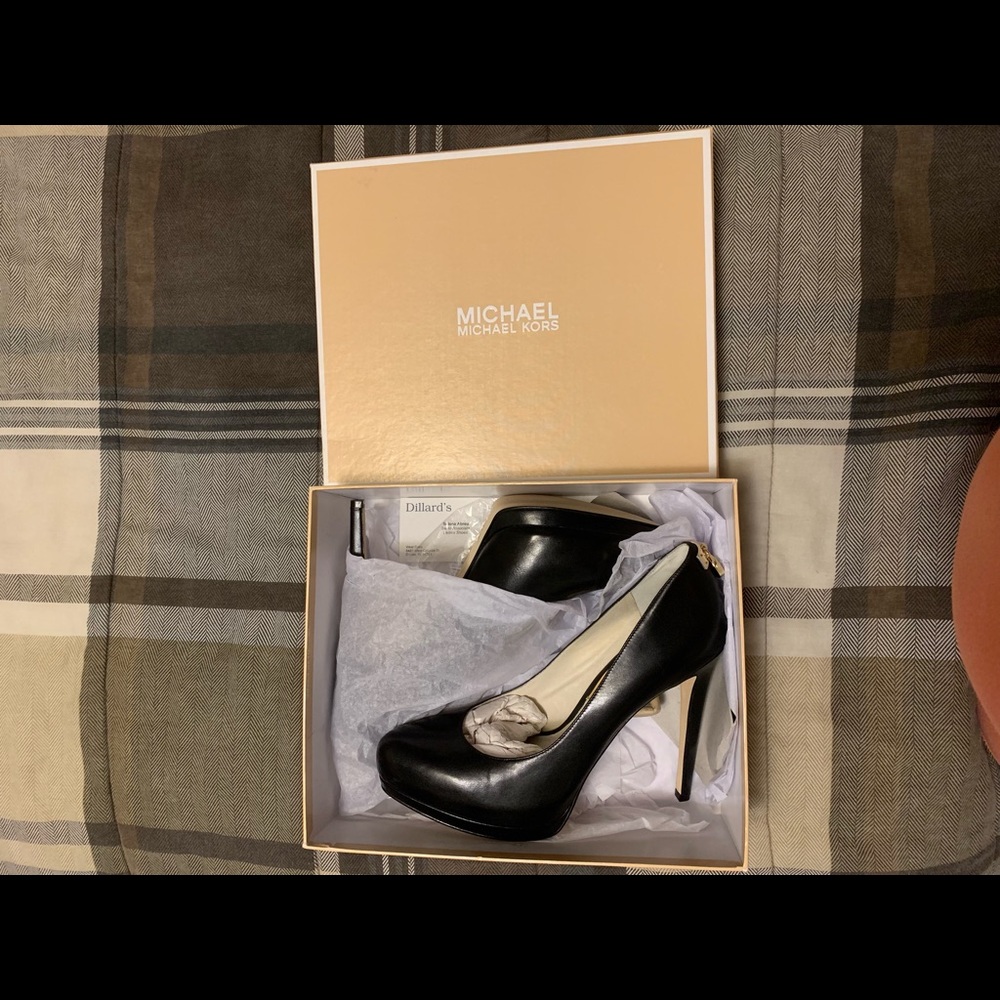 Michael Kors black heels